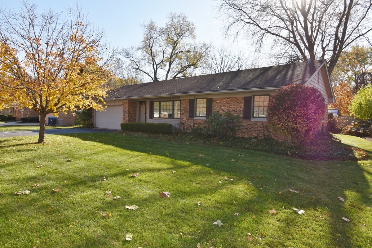 1922 KENILWORTH PLACE, AURORA, IL 60506 Pilmer Real Estate, Inc.