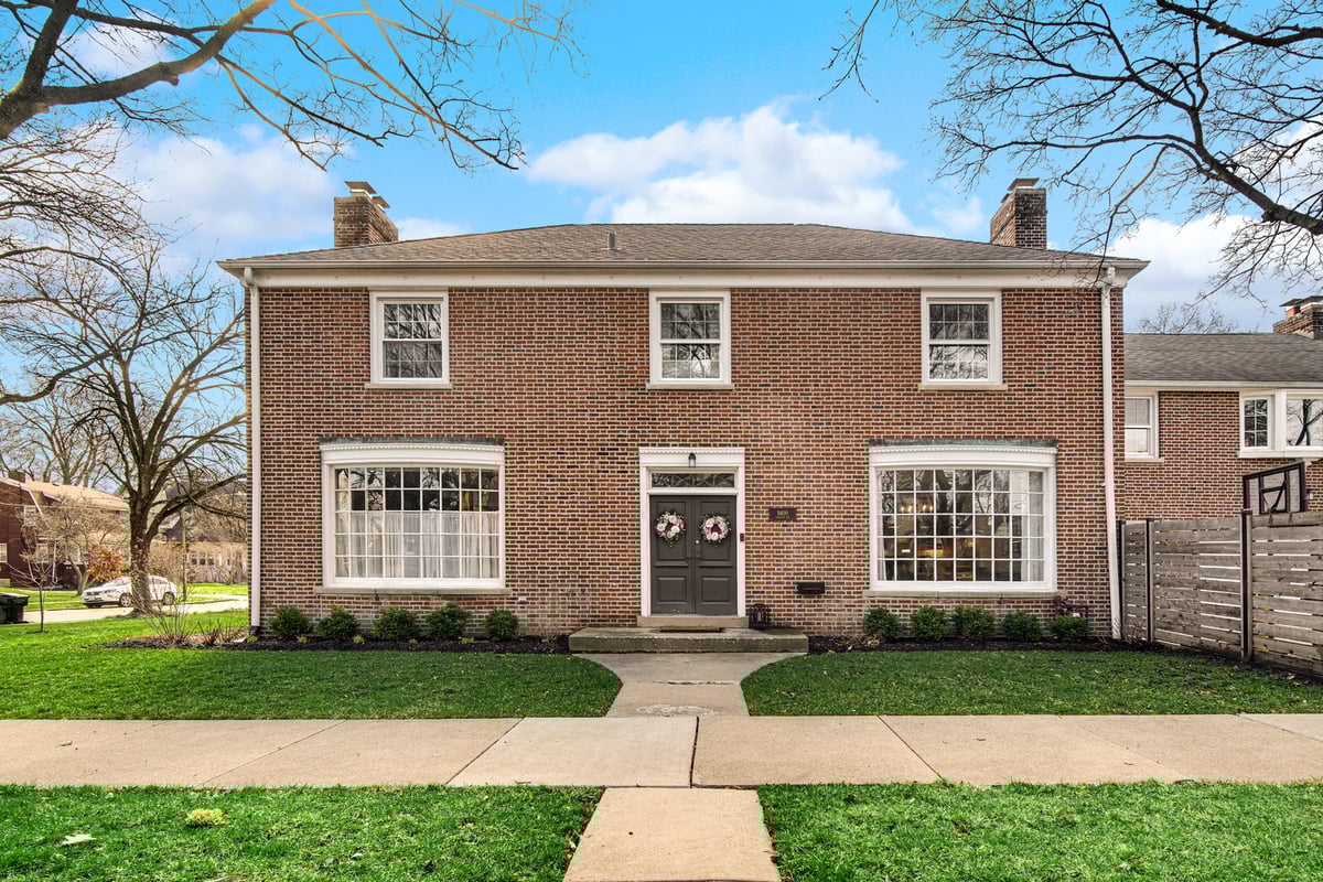 9400 S PLEASANT AVENUE, CHICAGO, IL 60643 Molloy Real Estate