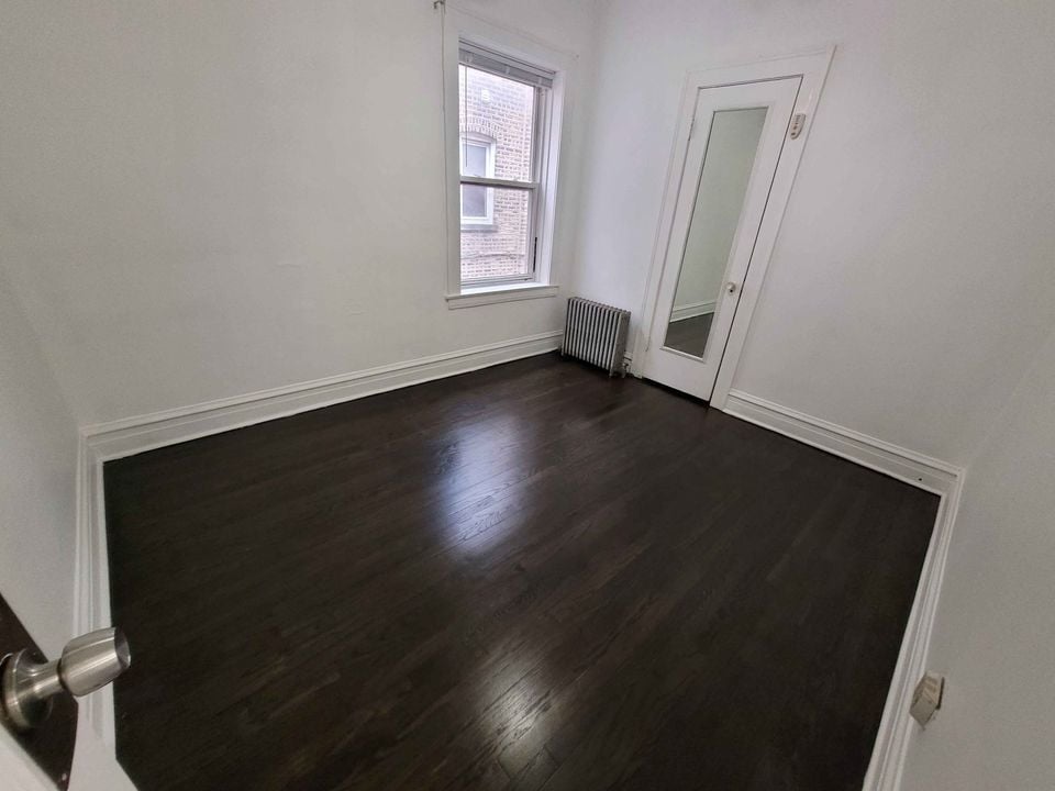 Apartment For Rent in Hermosa, Chicago Urban Abodes