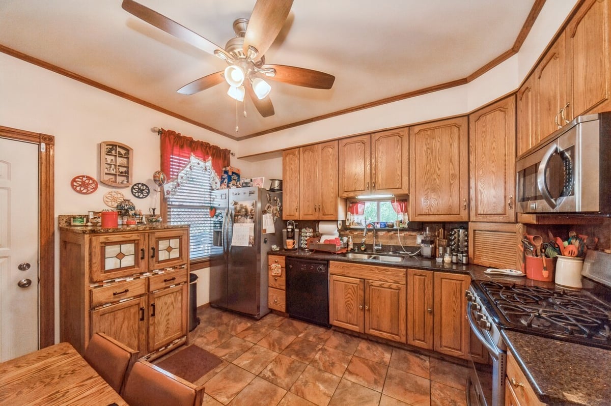 listing image
