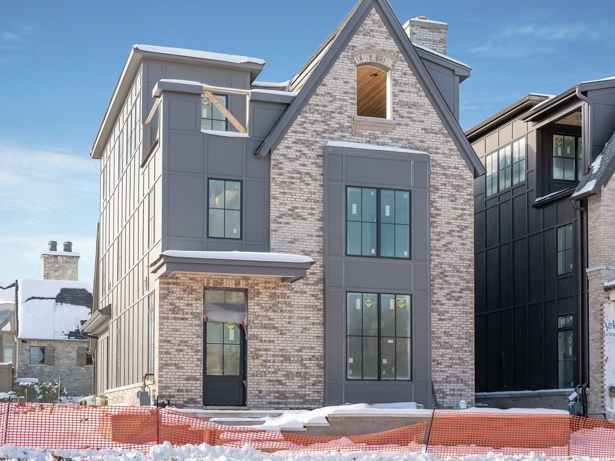 Naperville - Twin Vines Real Estate Services