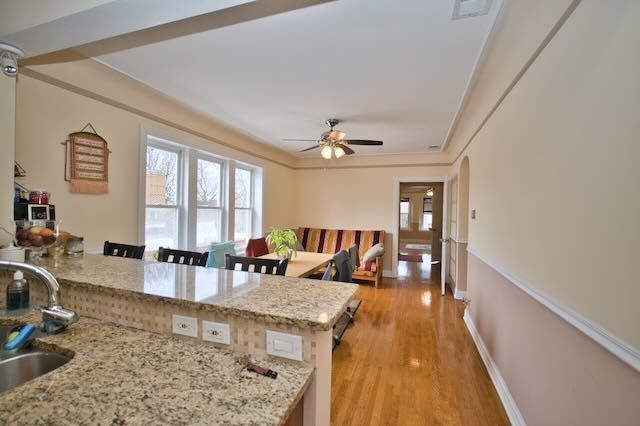 listing image