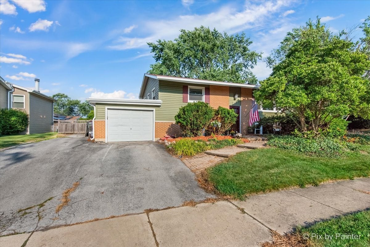 Featured Property - Weinberg Choi Realty Inc
