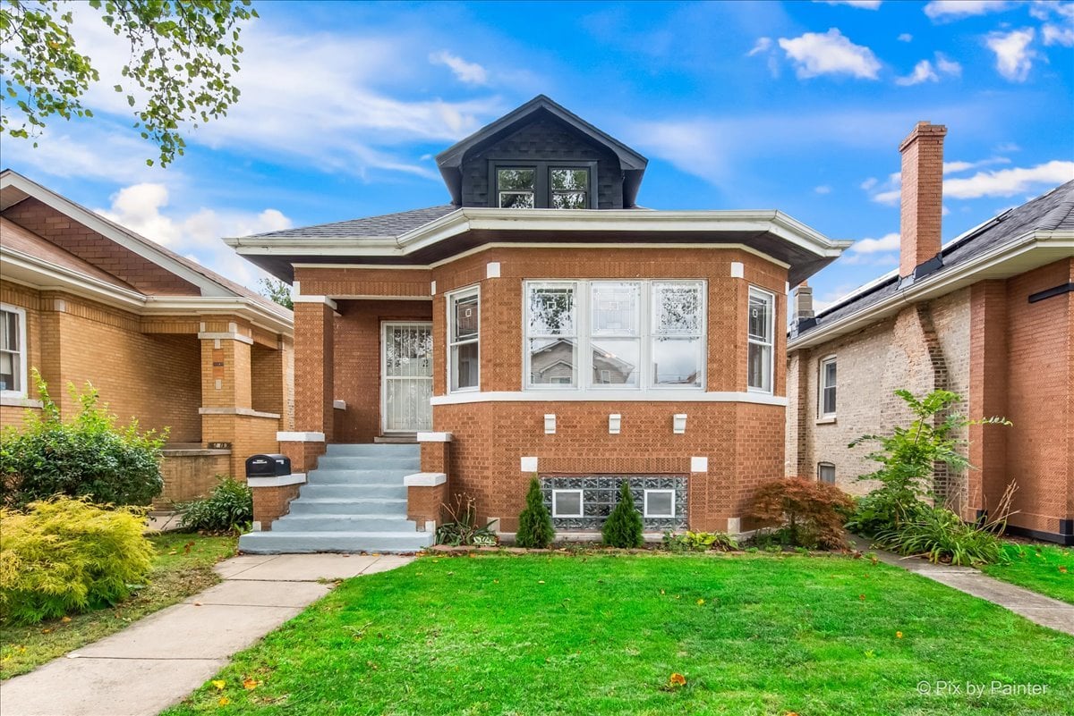 Featured Property - Weinberg Choi Realty Inc