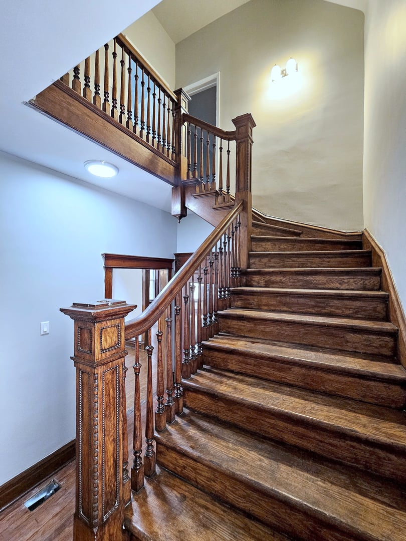1654 S MILLARD AVENUE, CHICAGO, IL 60623  Photo 12