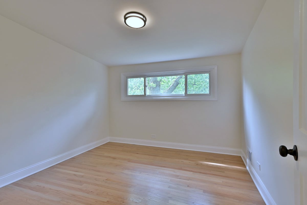 6750 N KOSTNER AVENUE, LINCOLNWOOD, IL 60712  Photo 20