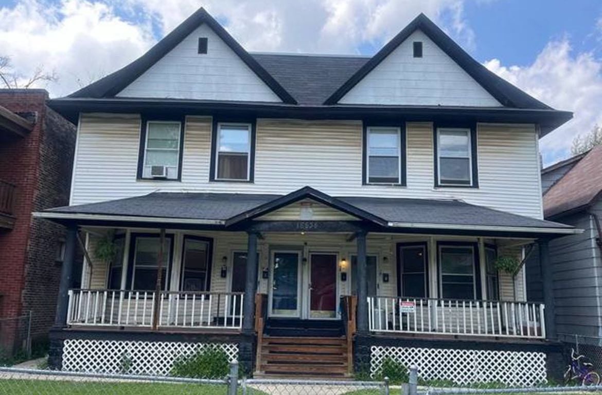 15534 Turlington Avenue -2S Harvey, IL 60426