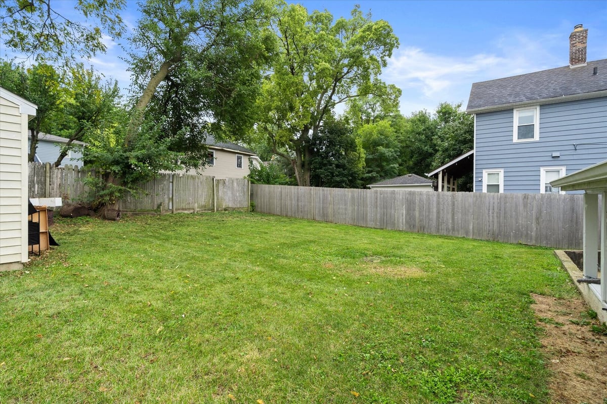 400 ROSEWOOD AVENUE, AURORA, IL 60505  Photo 13