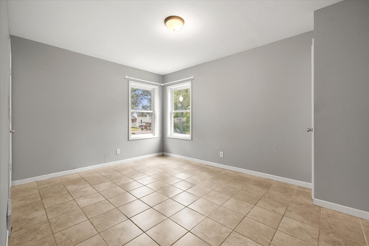 400 ROSEWOOD AVENUE, AURORA, IL 60505  Photo 9