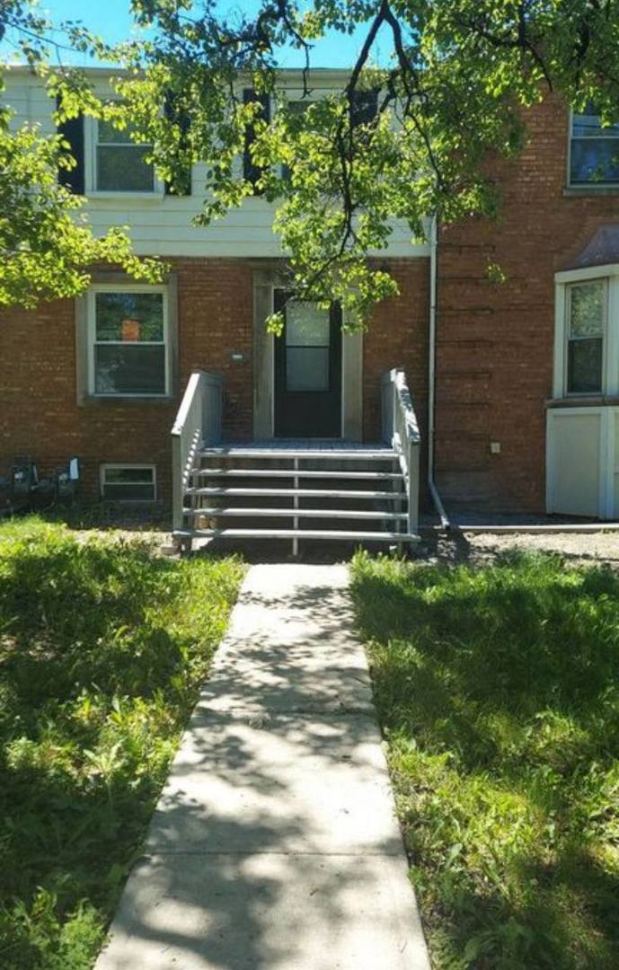 1360 Wentworth Avenue Calumet City, IL 60409
