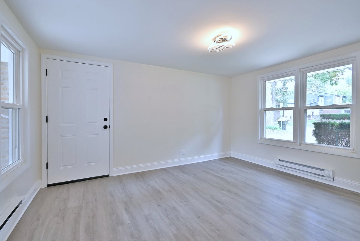 6750 N KOSTNER AVENUE, LINCOLNWOOD, IL 60712  Photo 13