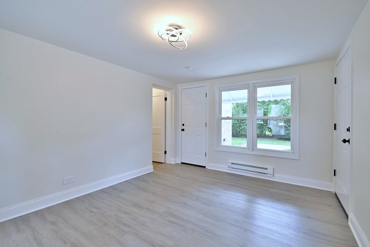 6750 N KOSTNER AVENUE, LINCOLNWOOD, IL 60712  Photo 14