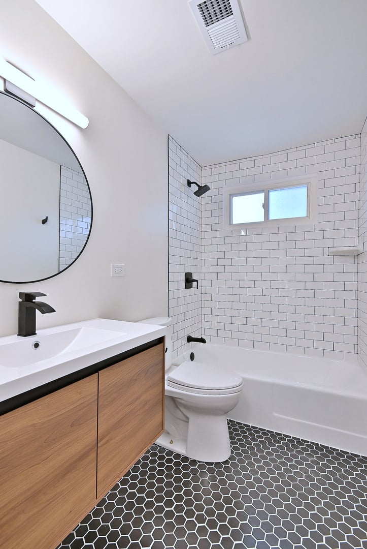 6750 N KOSTNER AVENUE, LINCOLNWOOD, IL 60712  Photo 20