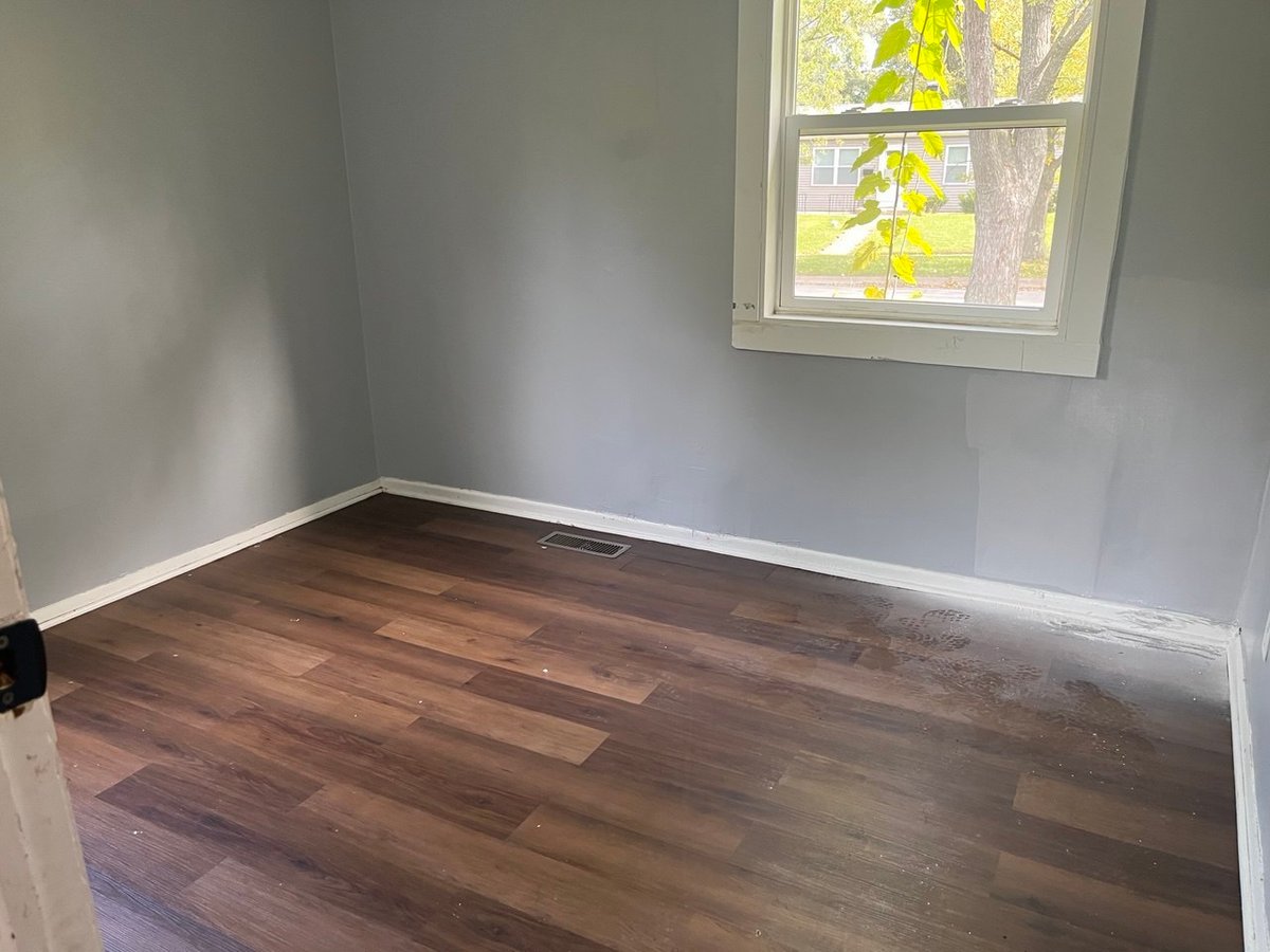 22146 Yates Avenue,Sauk Village,IL-62204-5