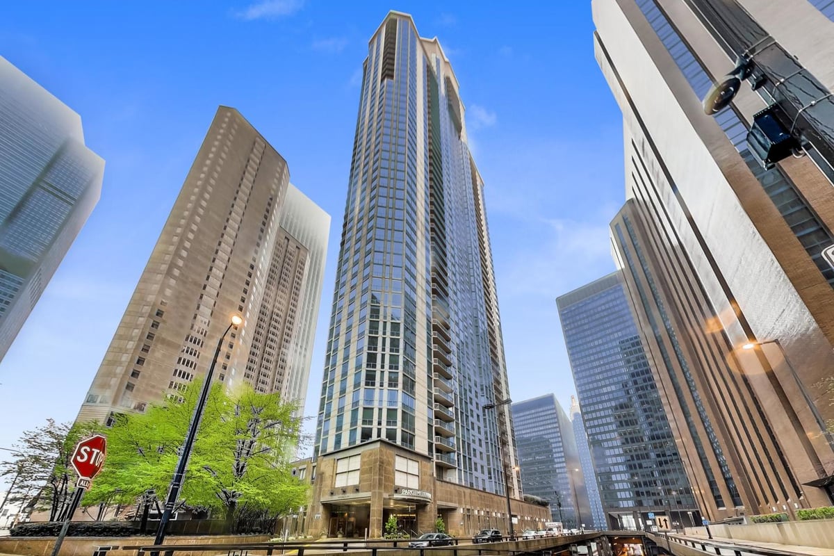 222 N Columbus Drive #1601