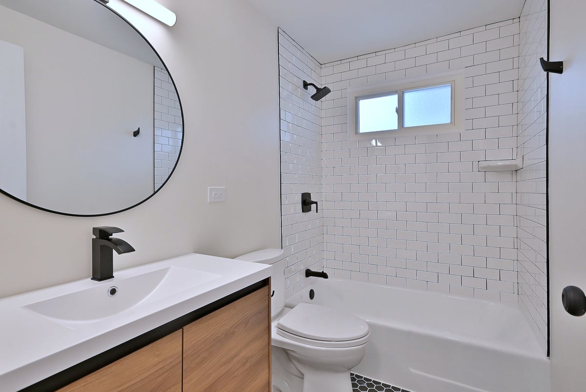 6750 N KOSTNER AVENUE, LINCOLNWOOD, IL 60712  Photo 16