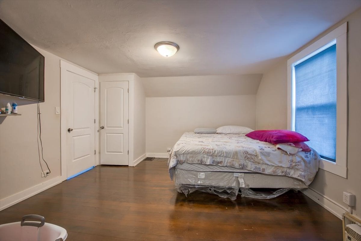 702 JACKSON STREET, AURORA, IL 60505  Photo 13