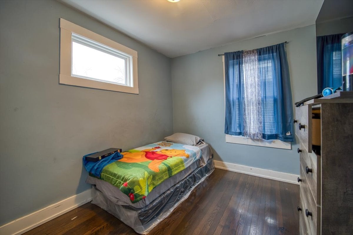 702 JACKSON STREET, AURORA, IL 60505  Photo 10