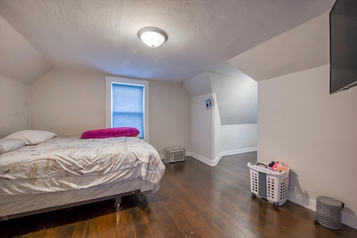 702 JACKSON STREET, AURORA, IL 60505  Photo 12