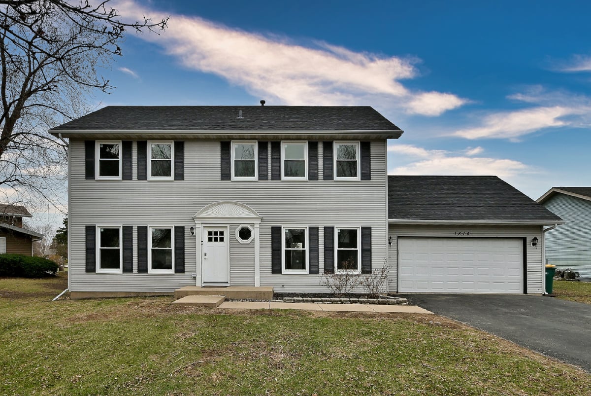 1814 ADDLEMAN STREET, JOLIET, IL 60431  Photo 2