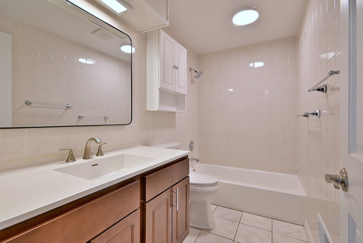 LINCOLNWOOD, IL 60712  Photo 16