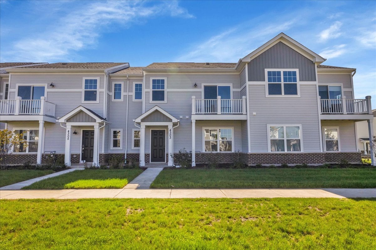 4303 Chelsea Manor Circle #0 Aurora IL 60504