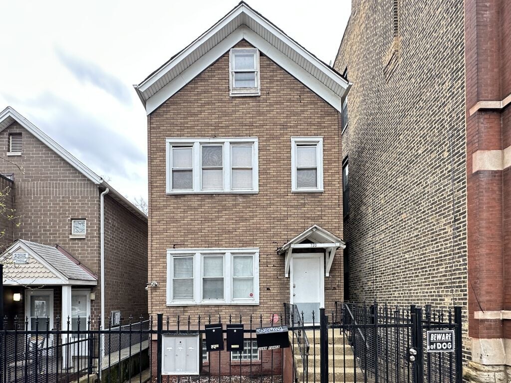 720 N Elizabeth Street #2