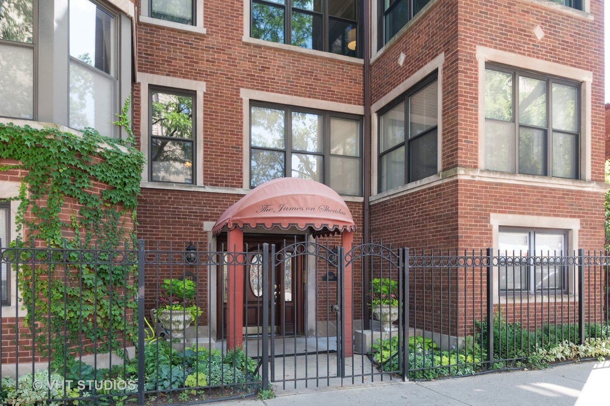 5047 N Sheridan Road #2S, Chicago, IL 60640