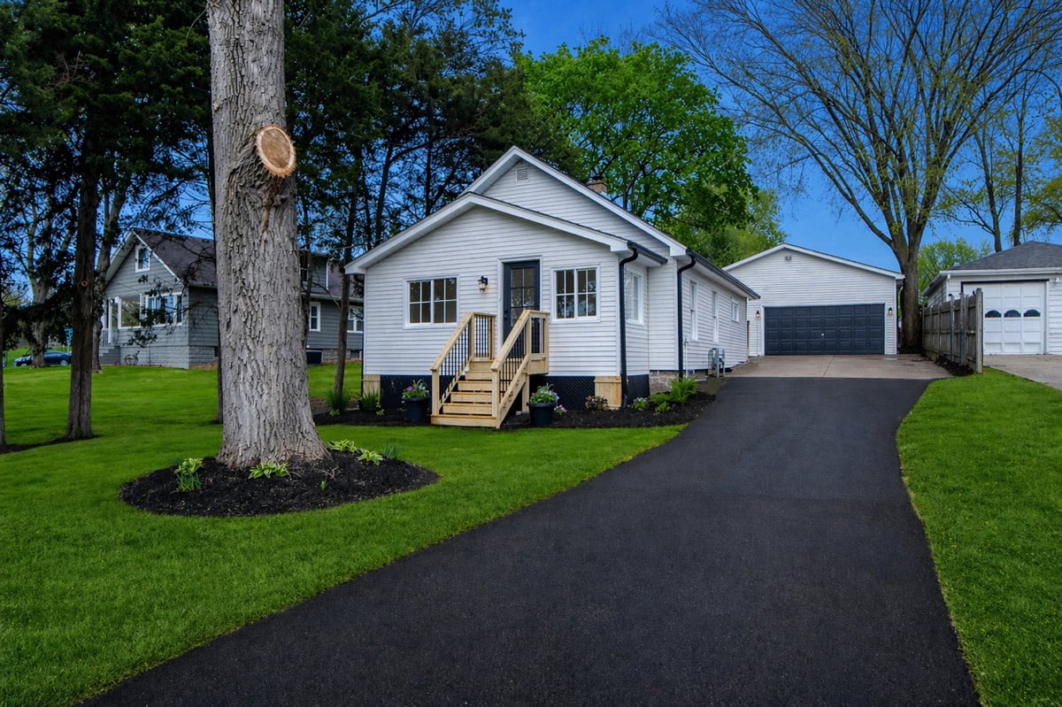 1008 S Lincoln Avenue Aurora IL 60505