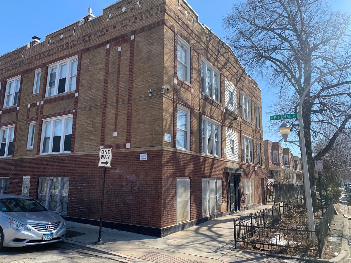 3915 W Potomac Avenue #1