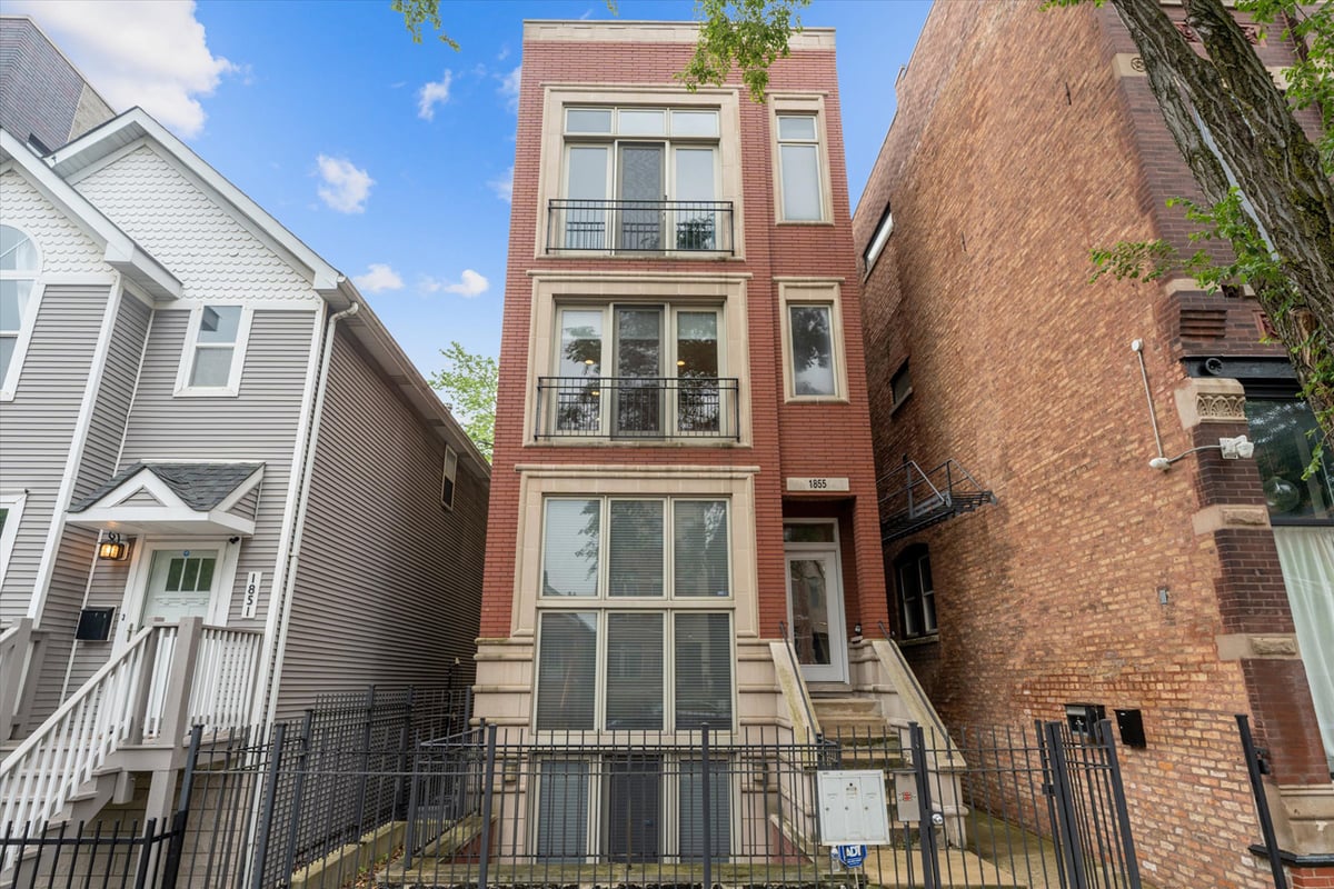 1855 W ARMITAGE Avenue #2