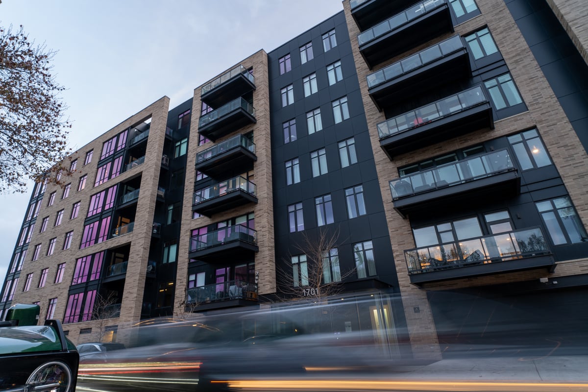 1701 W Webster Avenue #605