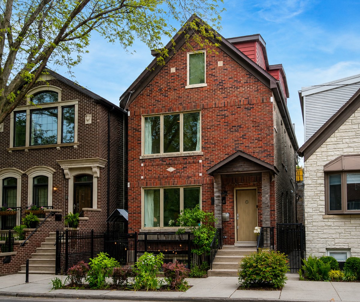 2334 W Medill Avenue, Chicago, IL 60647