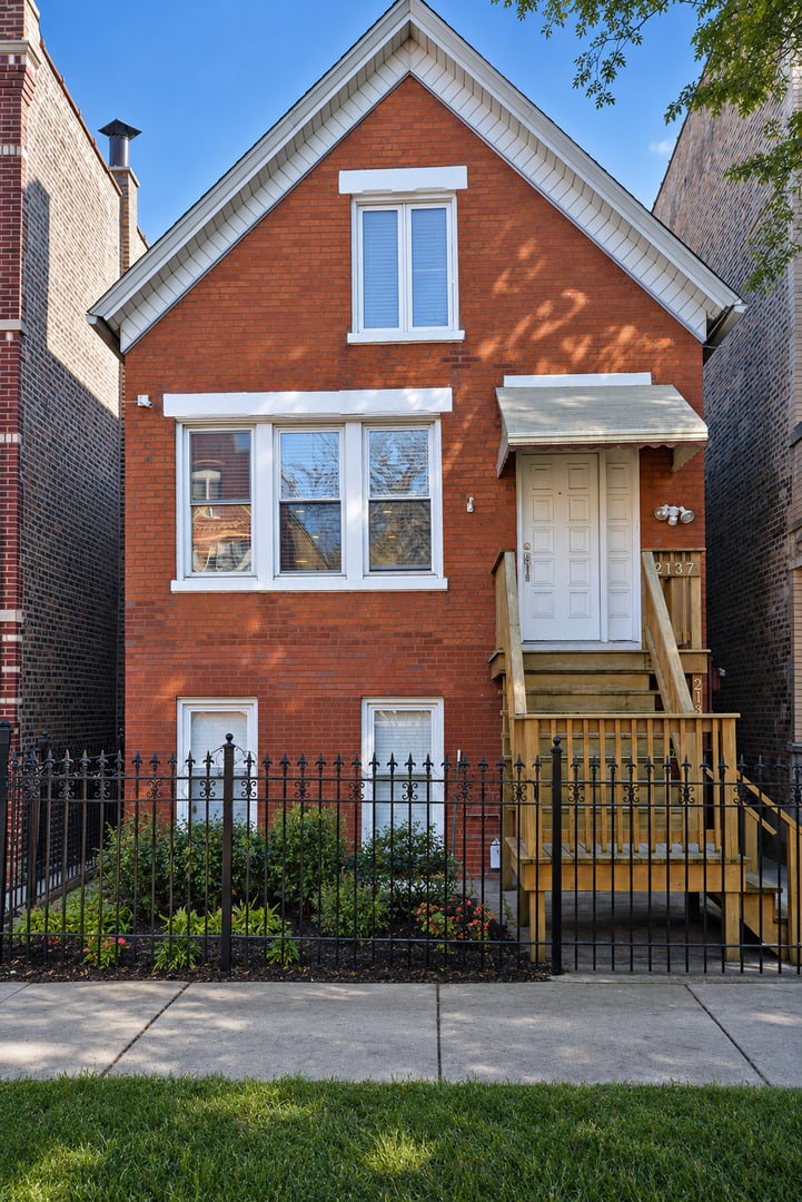 2137 W Rice Street #1