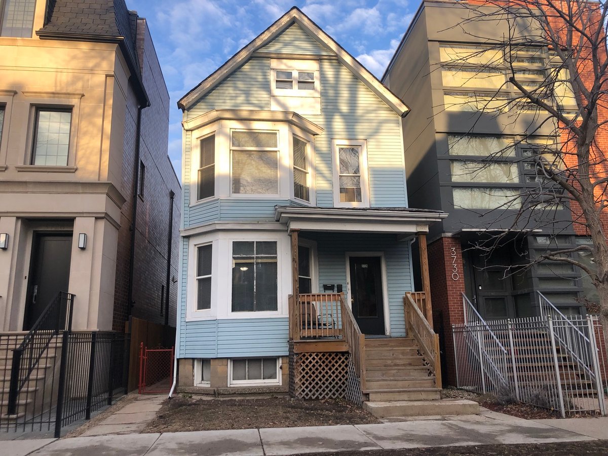 3728 N Bosworth Avenue #2