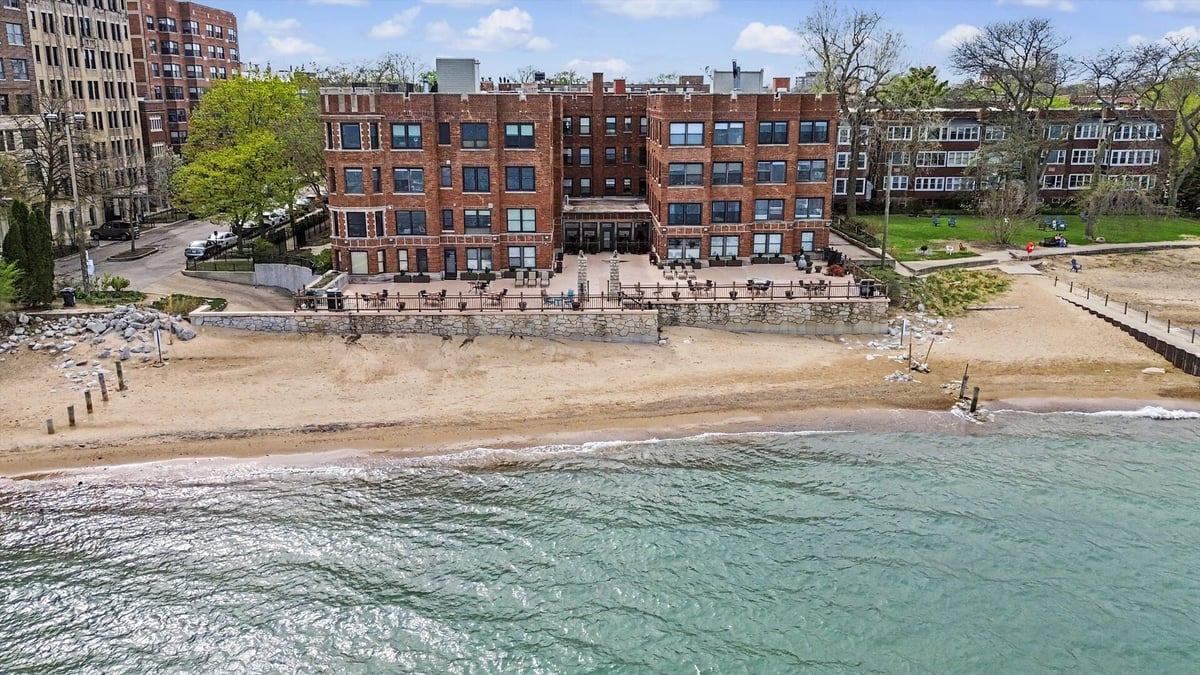 1200 W Sherwin Avenue #2K, Chicago, IL 60626
