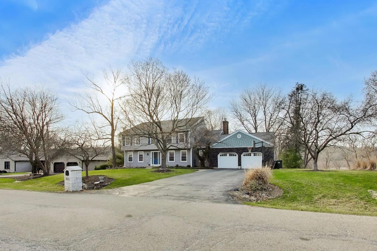 924 Glen Oak Drive