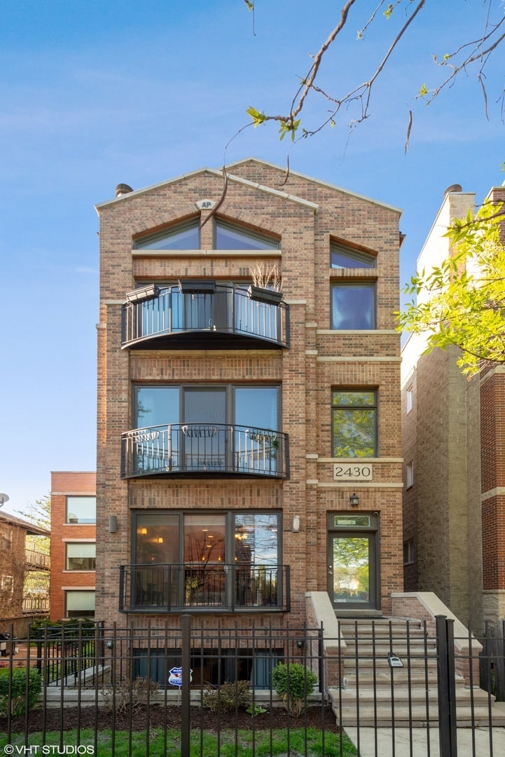 2430 W Iowa Street #1