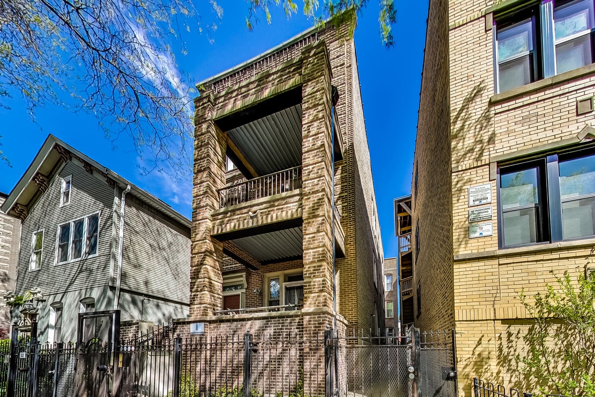 1914 W Crystal Street #2R