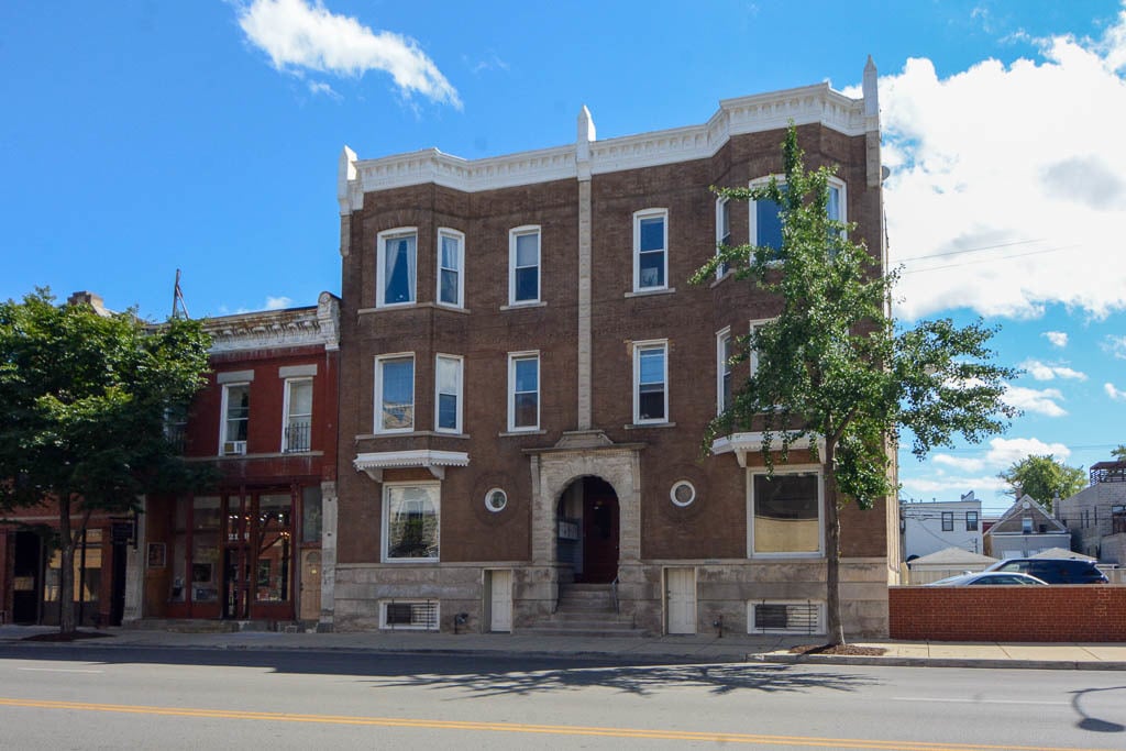 2143 W Chicago Avenue #3