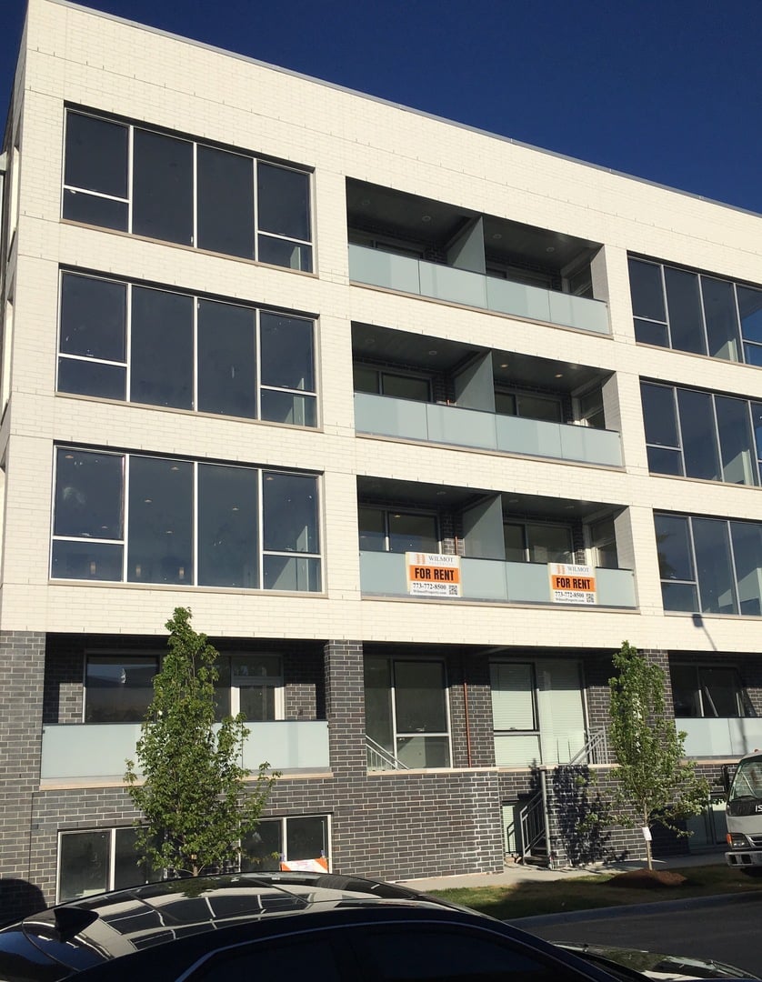 2351 N Seeley Avenue #4A