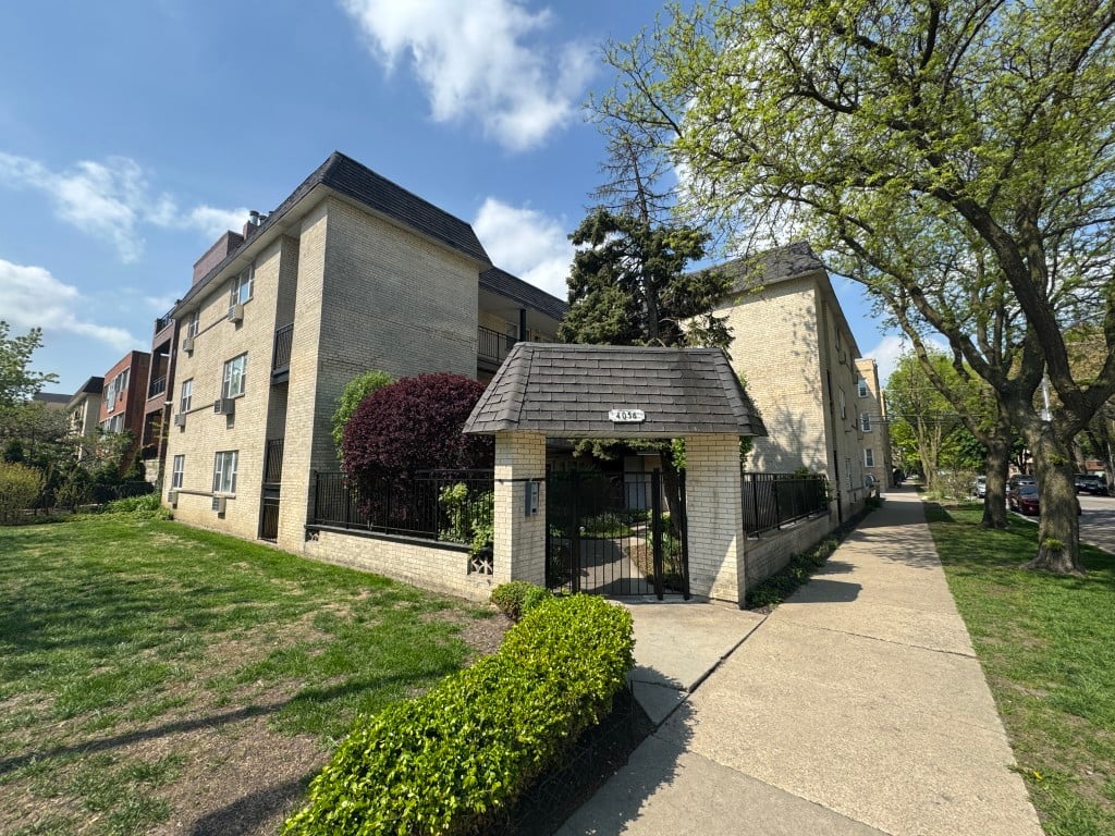 4056 N California Avenue #2C