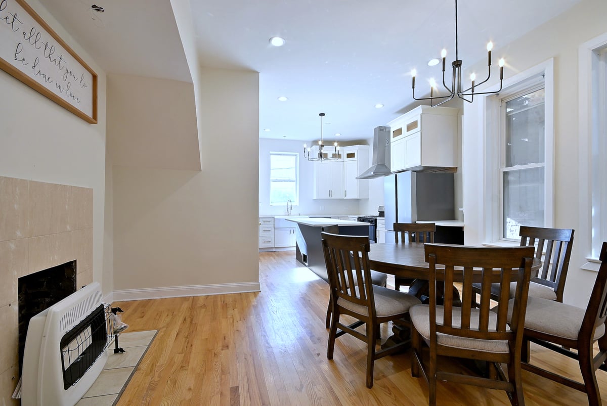233 N SACRAMENTO BOULEVARD, CHICAGO, IL 60612  Photo 7