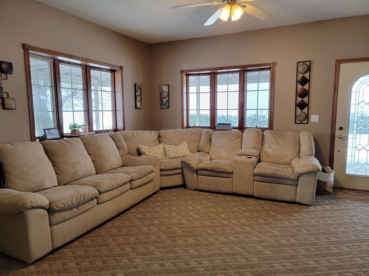 16298 Unity Ave, Cresco, IA 52136 MLS 20240130 IDX Real Estate For Sale Cresco, IA Real