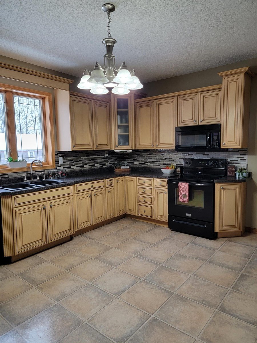 16298 Unity Ave, Cresco, IA 52136 MLS 20240130 IDX Real Estate For Sale Cresco, IA Real