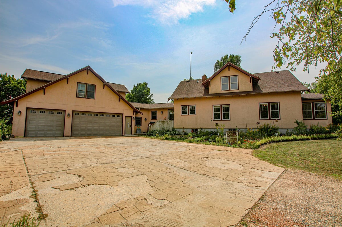 2490 GENEVA ROAD NE, ALEXANDRIA, MN 56308 Kvale Real Estate