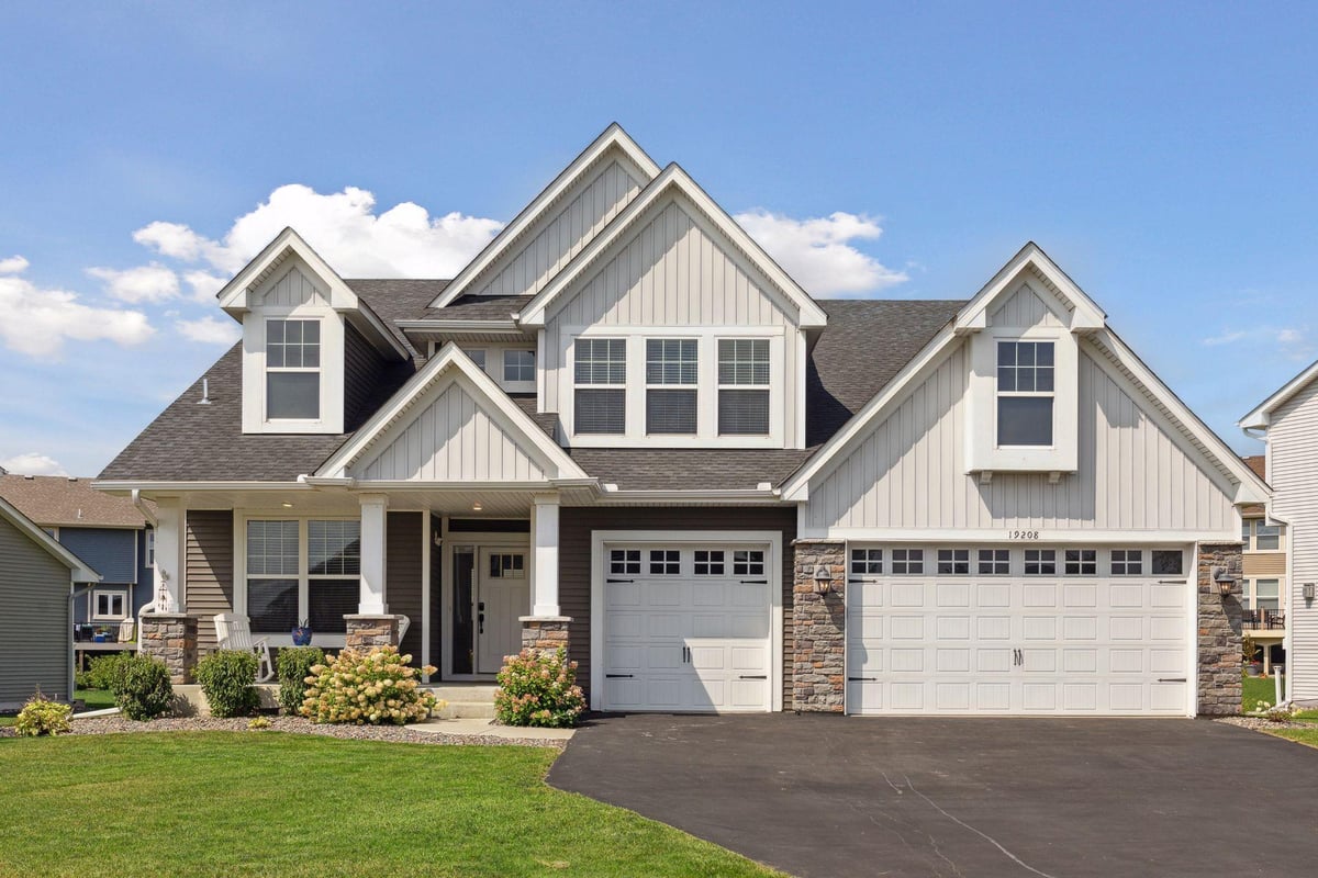 19208 Bridle Path, Corcoran, MN 55340