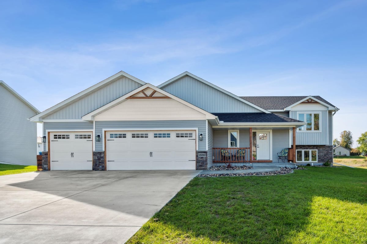 13780 186th Lane NW, Elk River, MN 55330