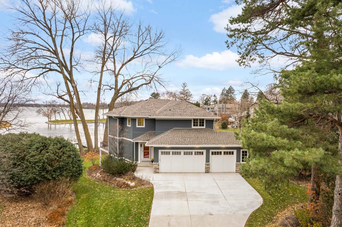 2697 Kelly Avenue, Orono, MN 55331