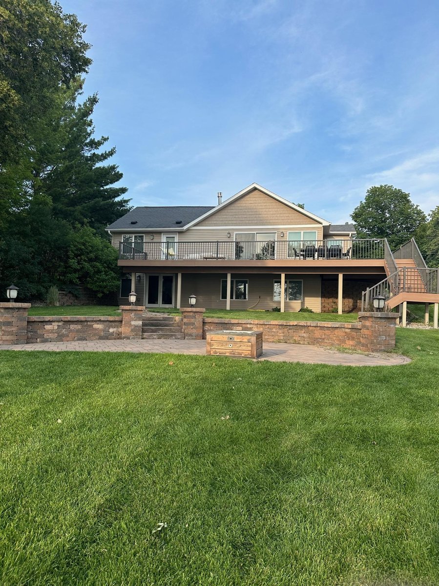 1386 E SHORE DRIVE, DETROIT LAKES, MN 56501 REMAX Lakes Region